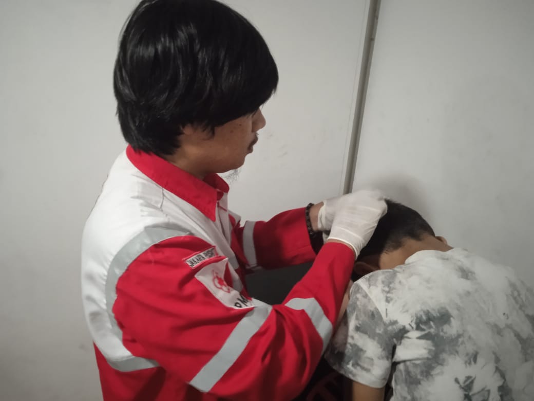 PMI Jakarta Pusat Tangani Anak Alami Pusing dan Luka di Kepala