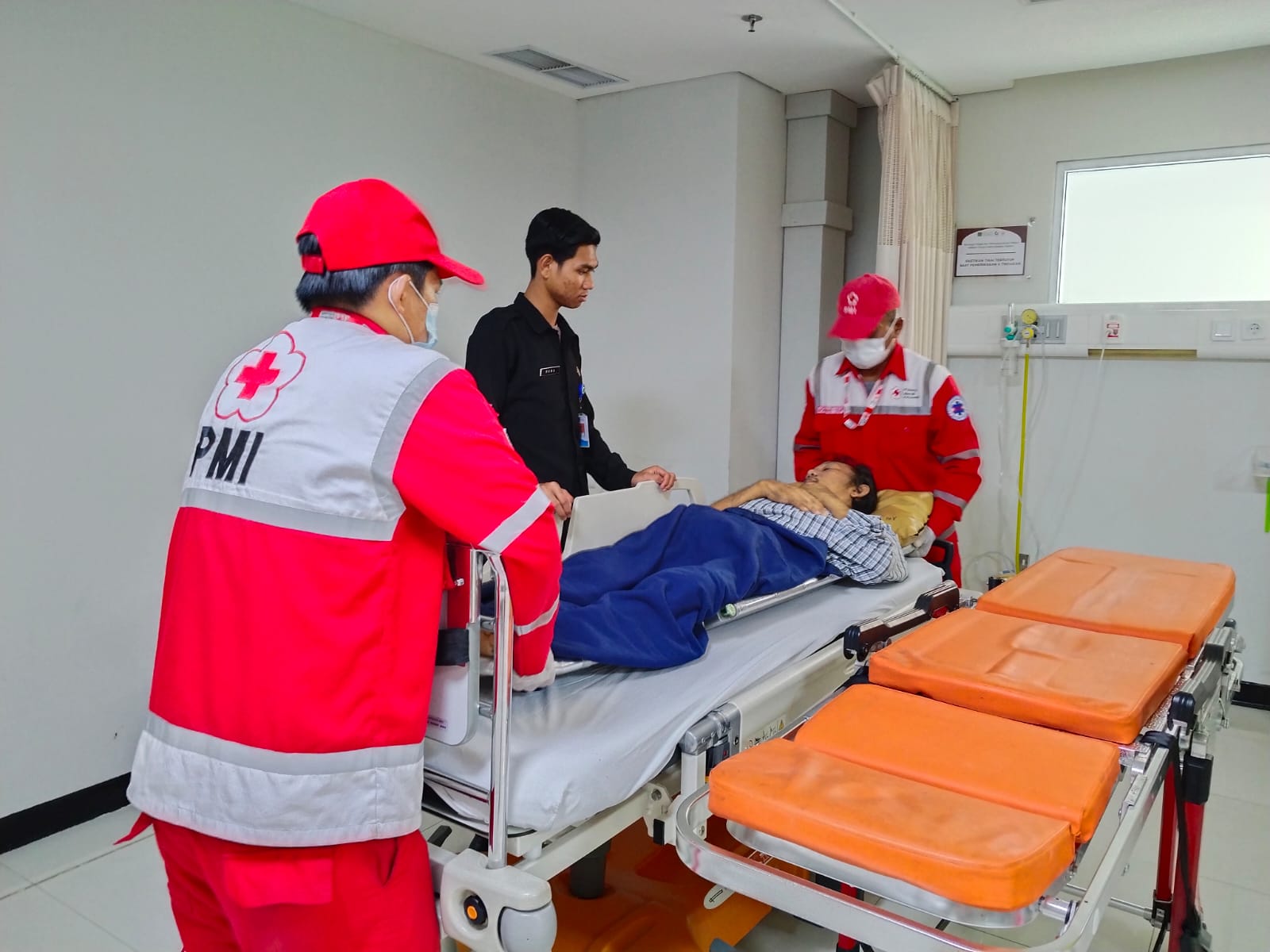 Tembus 1.026 Pelayanan Kesehatan dan Ambulans, PMI Jakpus Terus Hadir untuk Warga